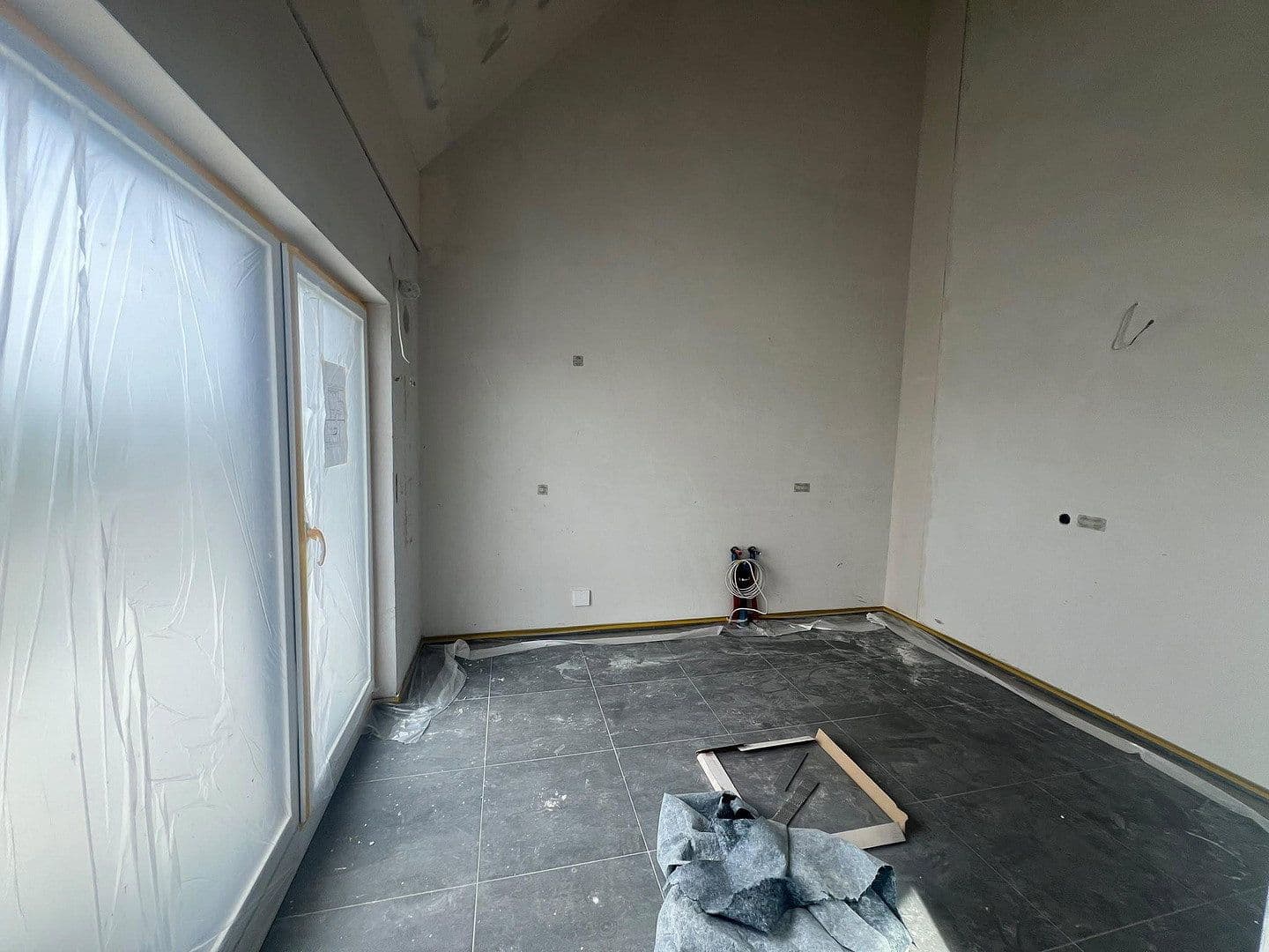Prenájom bytu 2-izbový 57 m², Kornburger Hauptstraße 4, Nürnberg, Bavorsko Prenájom bytu 2-izbový 57 m², Kornburger Hauptstraße 4, Nürnberg, Bavorsko