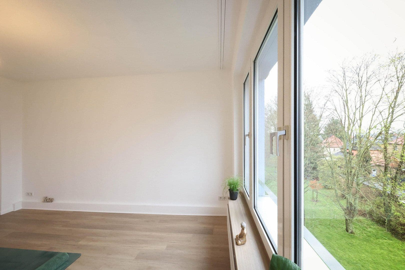 Predaj bytu 3-izbový 64 m², Am Wasserturm 2, Rötha, Sasko Predaj bytu 3-izbový 64 m², Am Wasserturm 2, Rötha, Sasko