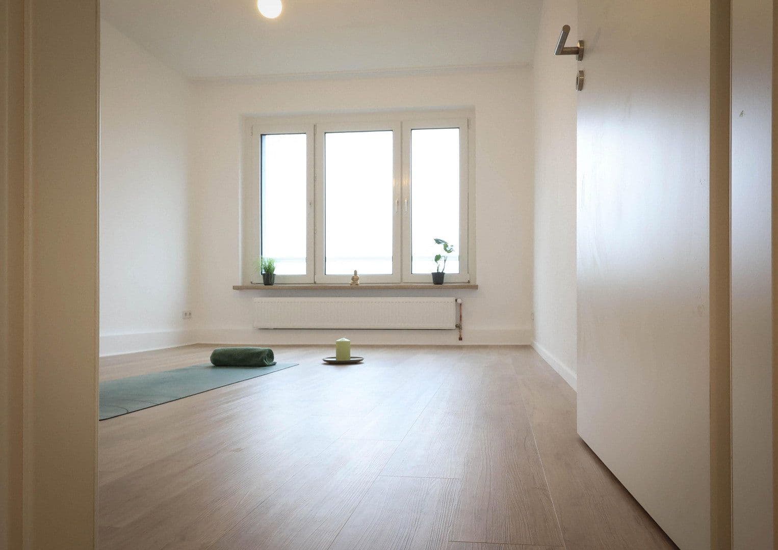 Predaj bytu 3-izbový 64 m², Am Wasserturm 2, Rötha, Sasko Predaj bytu 3-izbový 64 m², Am Wasserturm 2, Rötha, Sasko