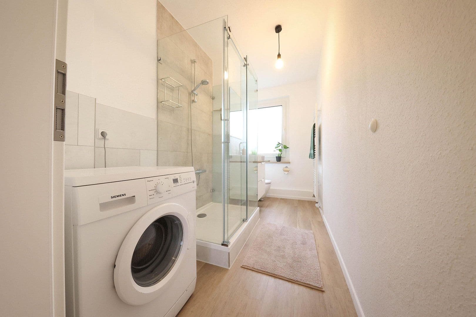 Predaj bytu 3-izbový 64 m², Am Wasserturm 2, Rötha, Sasko Predaj bytu 3-izbový 64 m², Am Wasserturm 2, Rötha, Sasko