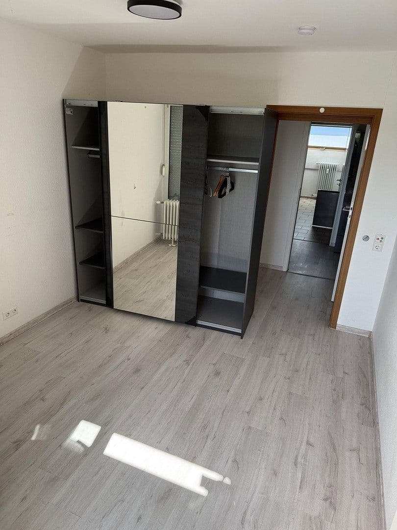 Prenájom bytu 3-izbový 90 m², Domhofstrasse 16, Weil am Rhein, Bádensko-Wurttembersko Prenájom bytu 3-izbový 90 m², Domhofstrasse 16, Weil am Rhein, Bádensko-Wurttembersko