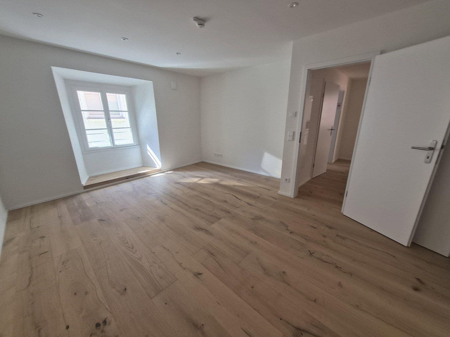Predaj bytu 3-izbový 91 m², Lindau (Bodensee), Bavorsko Predaj bytu 3-izbový 91 m², Lindau (Bodensee), Bavorsko