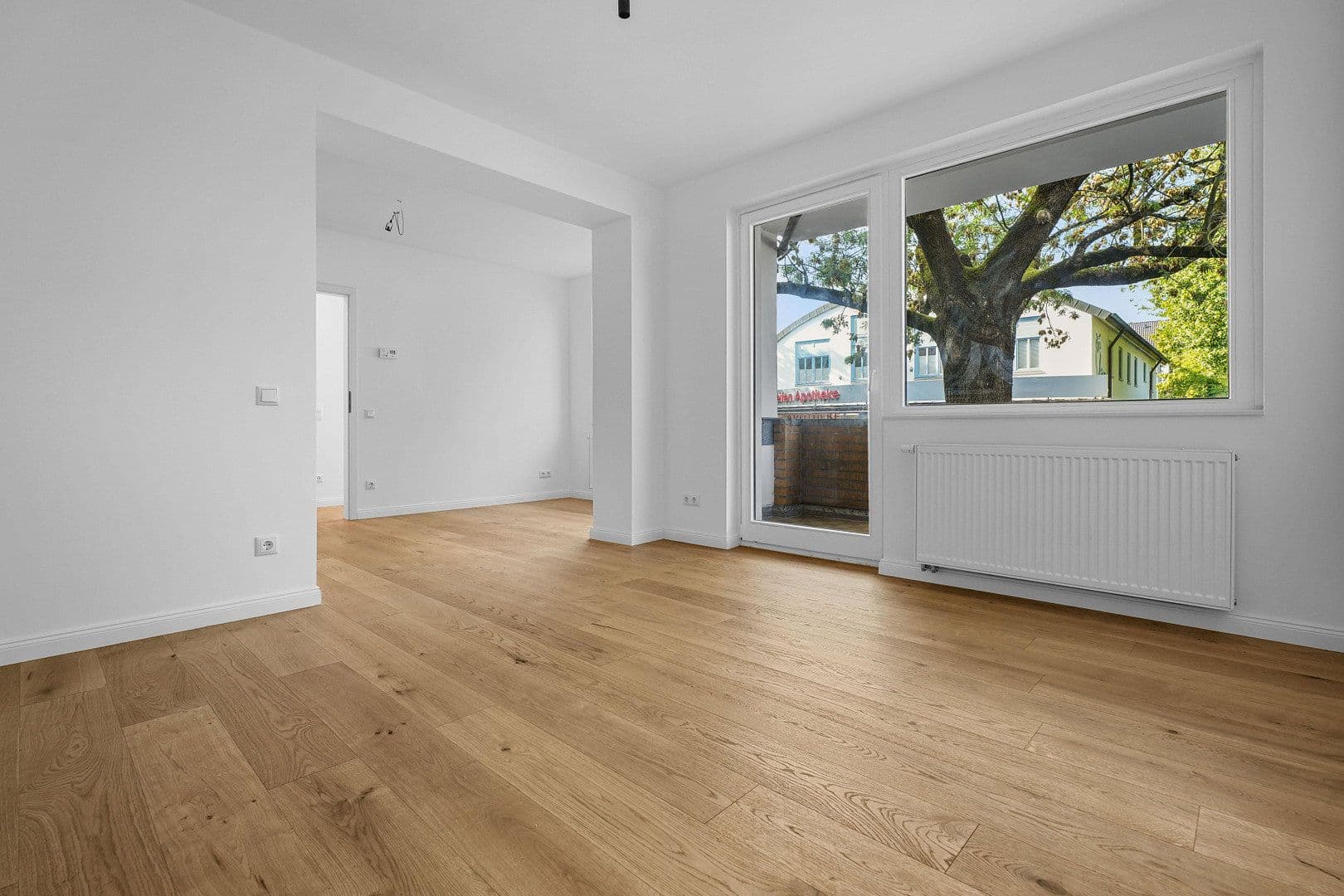 Prenájom bytu 2-izbový 39 m², Hannover, Dolné Sasko Prenájom bytu 2-izbový 39 m², Hannover, Dolné Sasko