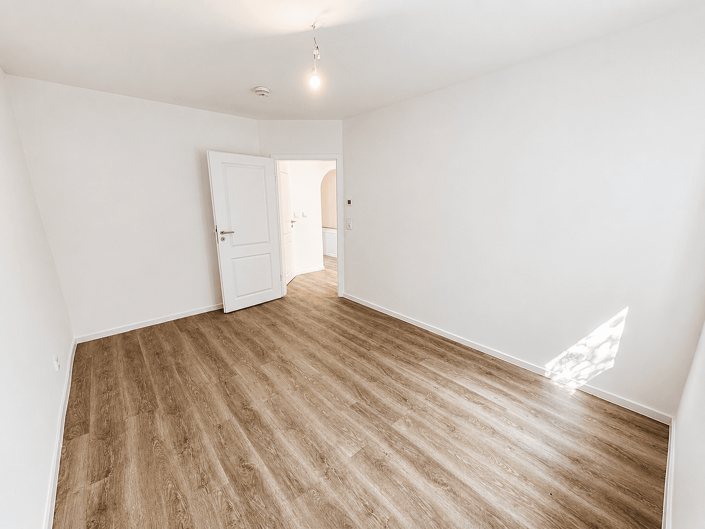 Prenájom bytu 2-izbový 53 m², Magdeburger Str. 7, Leipzig, Sasko Prenájom bytu 2-izbový 53 m², Magdeburger Str. 7, Leipzig, Sasko