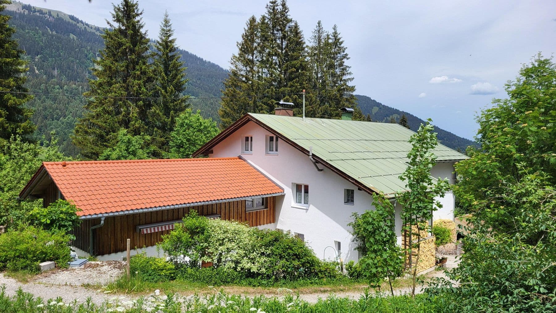 Predaj domu 317 m², pozemok 2.032 m², Blaichach, Bavorsko Predaj domu 317 m², pozemok 2.032 m², Blaichach, Bavorsko