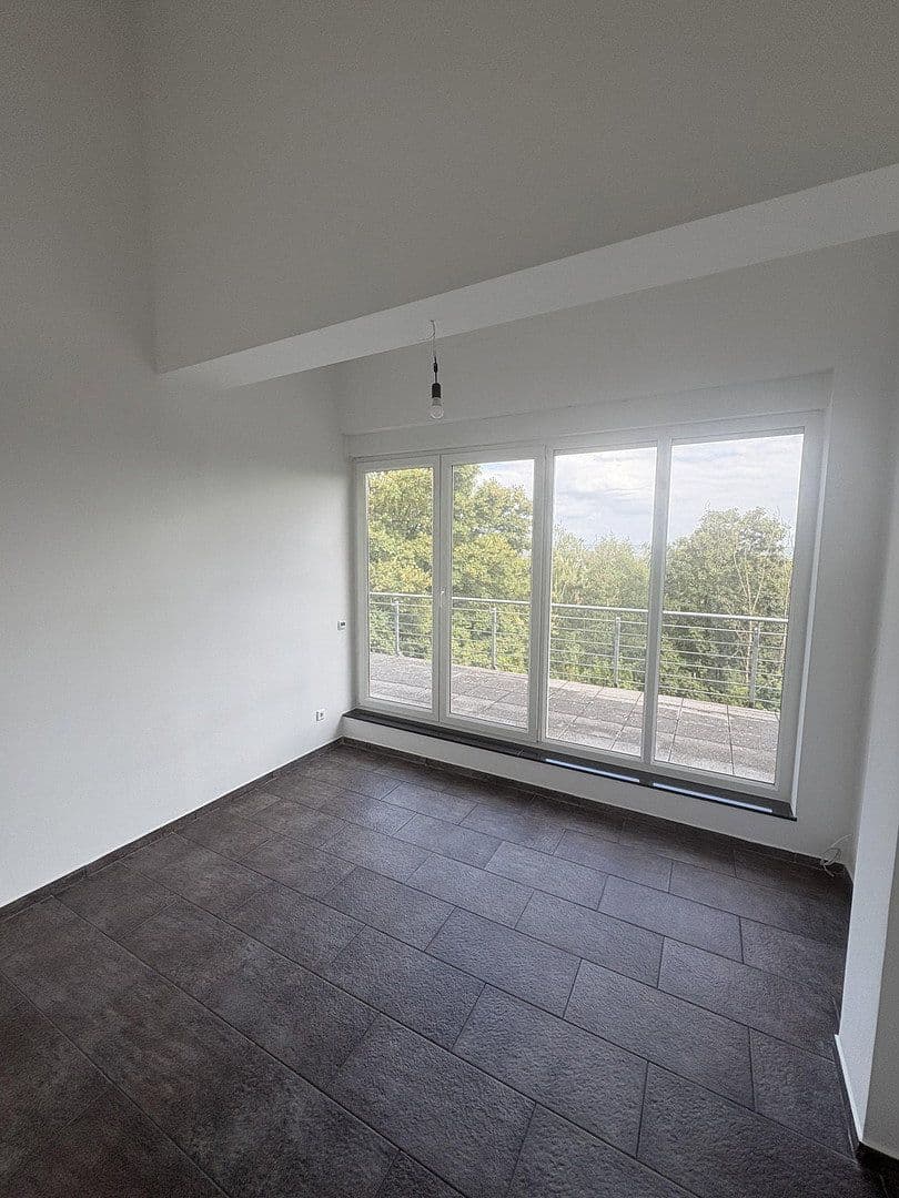 Predaj bytu 4-izbový 125 m², Sternenberg 46, Wuppertal, Severné Porýnie - Westfálsko Predaj bytu 4-izbový 125 m², Sternenberg 46, Wuppertal, Severné Porýnie - Westfálsko