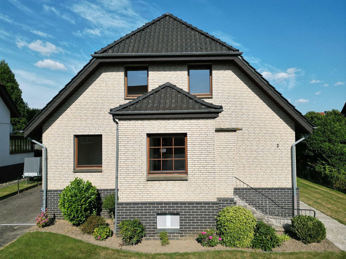 Predaj domu 157 m², pozemok 1.074 m², Löhne, Severné Porýnie - Westfálsko Predaj domu 157 m², pozemok 1.074 m², Löhne, Severné Porýnie - Westfálsko