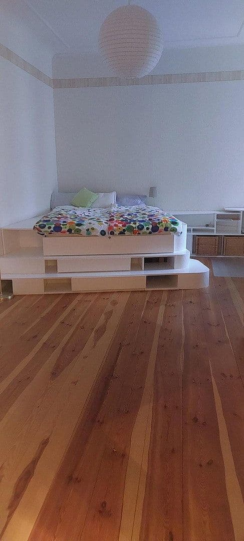 Predaj bytu 2-izbový 75 m², Berlin, Berlín Predaj bytu 2-izbový 75 m², Berlin, Berlín
