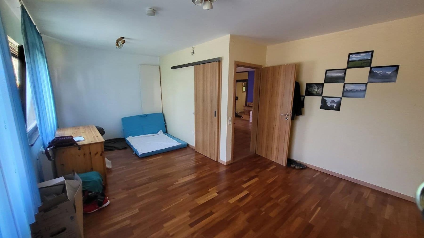 Predaj domu 175 m², pozemok 640 m², Sandhausen, Bádensko-Wurttembersko Predaj domu 175 m², pozemok 640 m², Sandhausen, Bádensko-Wurttembersko
