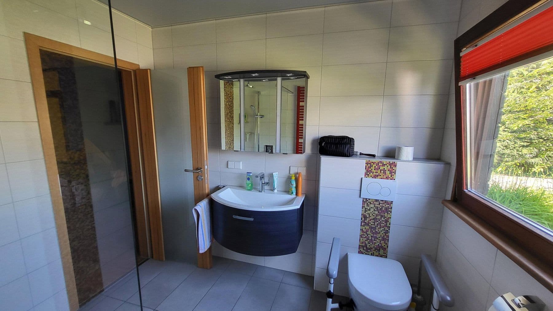 Predaj domu 175 m², pozemok 640 m², Sandhausen, Bádensko-Wurttembersko Predaj domu 175 m², pozemok 640 m², Sandhausen, Bádensko-Wurttembersko