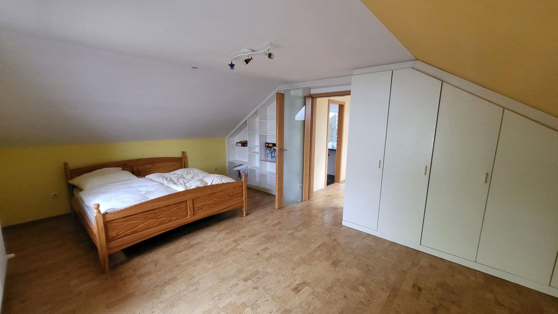 Predaj domu 175 m², pozemok 640 m², Sandhausen, Bádensko-Wurttembersko Predaj domu 175 m², pozemok 640 m², Sandhausen, Bádensko-Wurttembersko