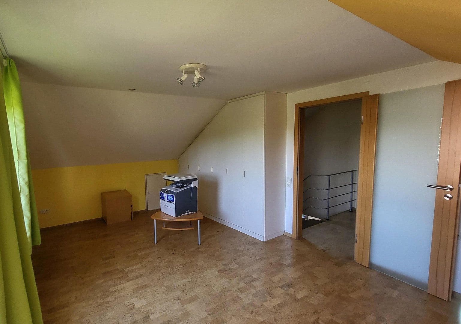 Predaj domu 175 m², pozemok 640 m², Sandhausen, Bádensko-Wurttembersko Predaj domu 175 m², pozemok 640 m², Sandhausen, Bádensko-Wurttembersko