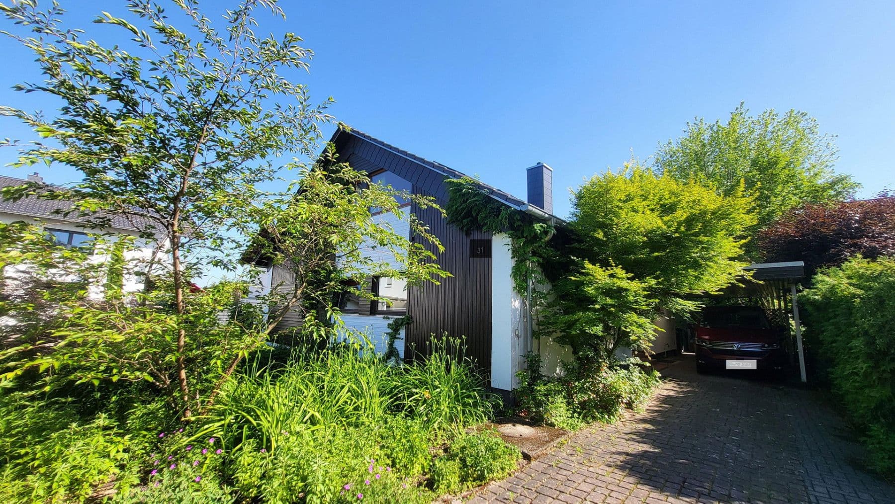 Predaj domu 175 m², pozemok 640 m², Sandhausen, Bádensko-Wurttembersko Predaj domu 175 m², pozemok 640 m², Sandhausen, Bádensko-Wurttembersko