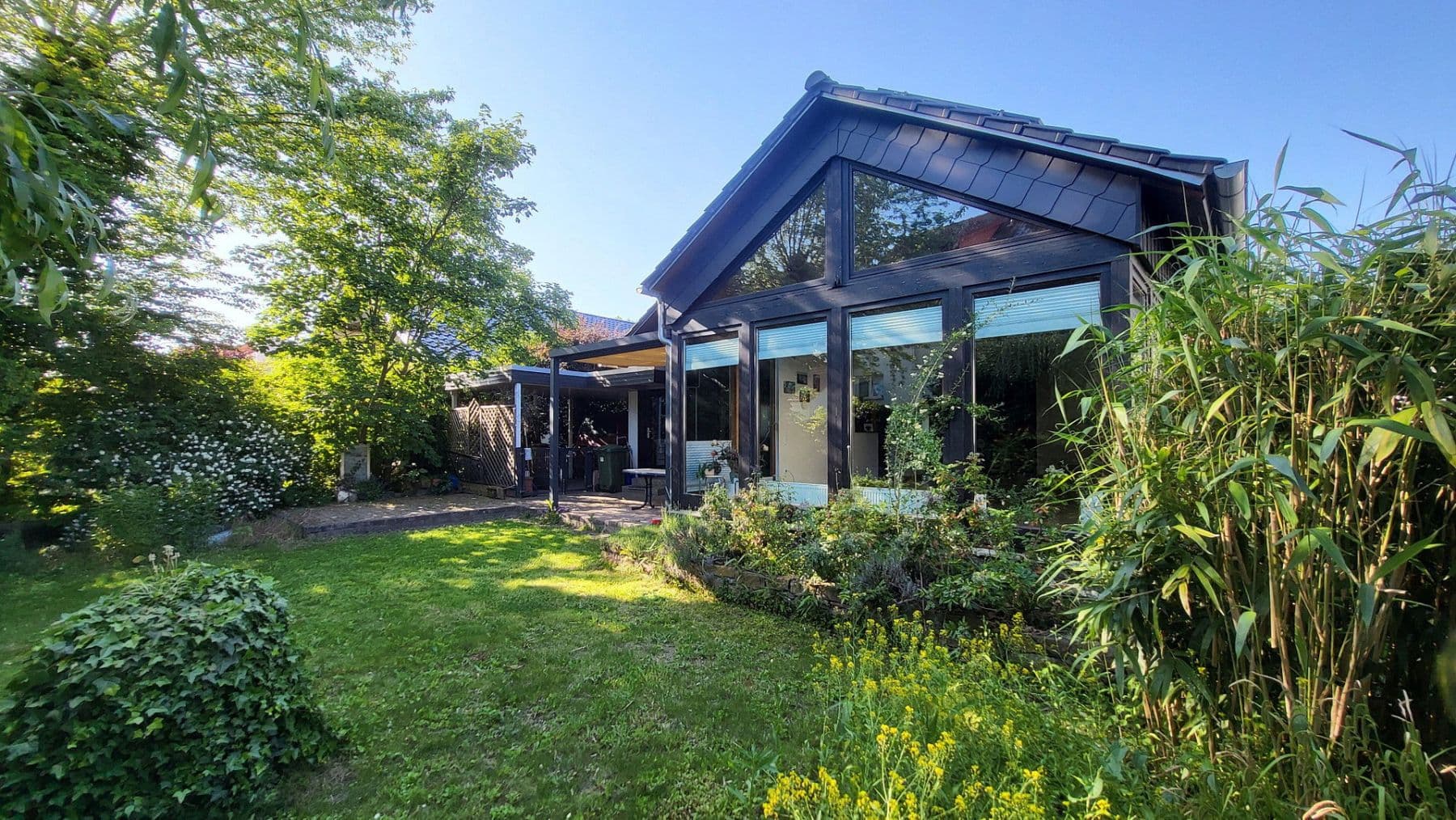 Predaj domu 175 m², pozemok 640 m², Sandhausen, Bádensko-Wurttembersko Predaj domu 175 m², pozemok 640 m², Sandhausen, Bádensko-Wurttembersko