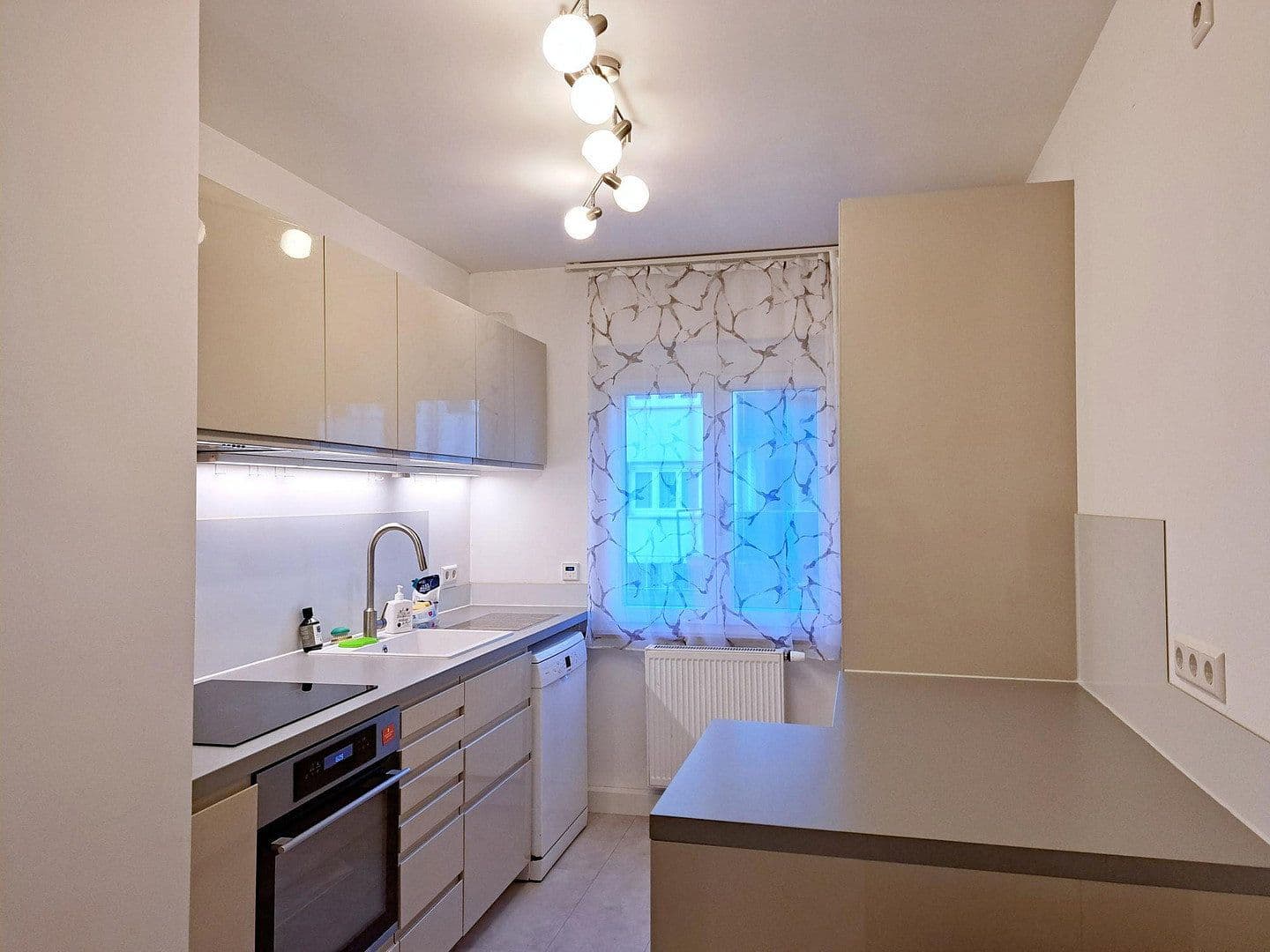 Predaj bytu 2-izbový 50 m², Stuttgart, Bádensko-Wurttembersko Predaj bytu 2-izbový 50 m², Stuttgart, Bádensko-Wurttembersko