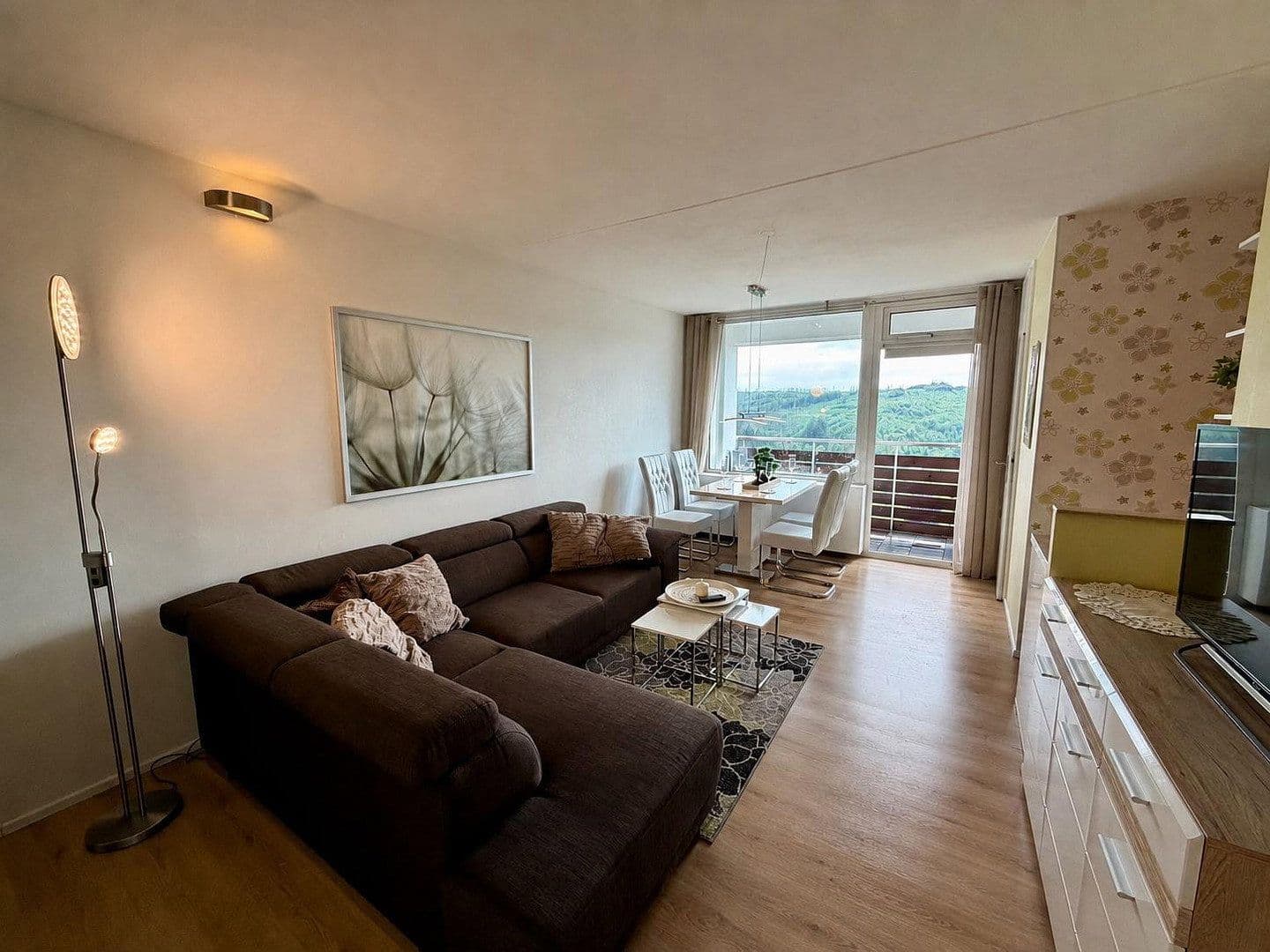 Predaj bytu 1-izbový 45 m², Auf dem Glockenberg 16, Clausthal-Zellerfeld, Dolné Sasko Predaj bytu 1-izbový 45 m², Auf dem Glockenberg 16, Clausthal-Zellerfeld, Dolné Sasko