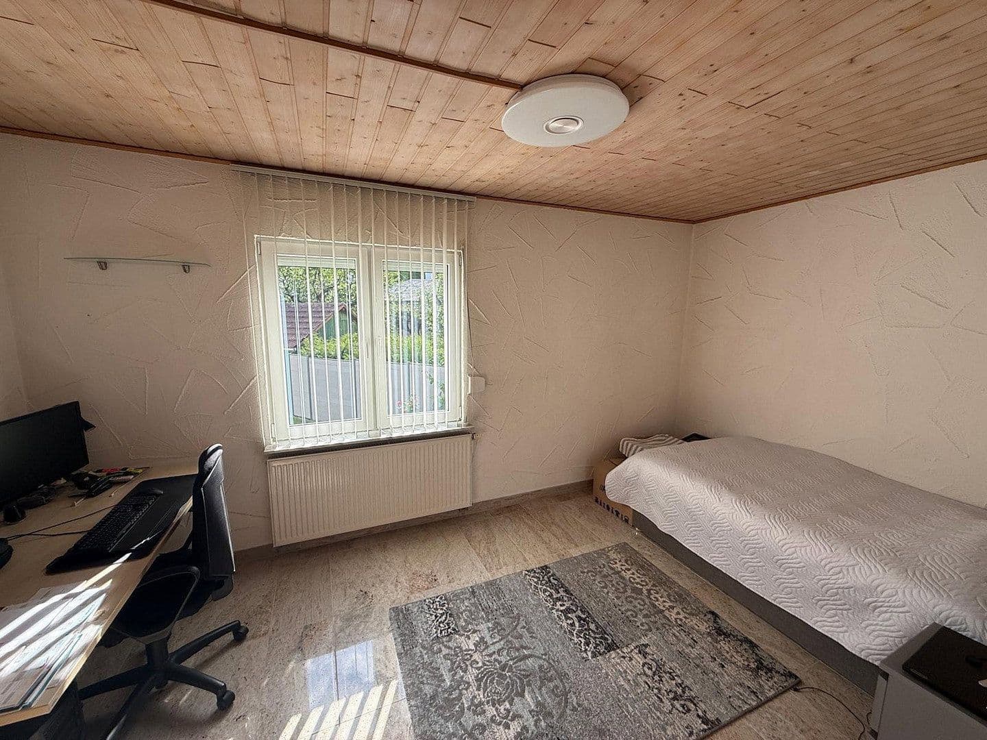 Predaj domu 165 m², pozemok 250 m², Reutlingen, Bádensko-Wurttembersko Predaj domu 165 m², pozemok 250 m², Reutlingen, Bádensko-Wurttembersko