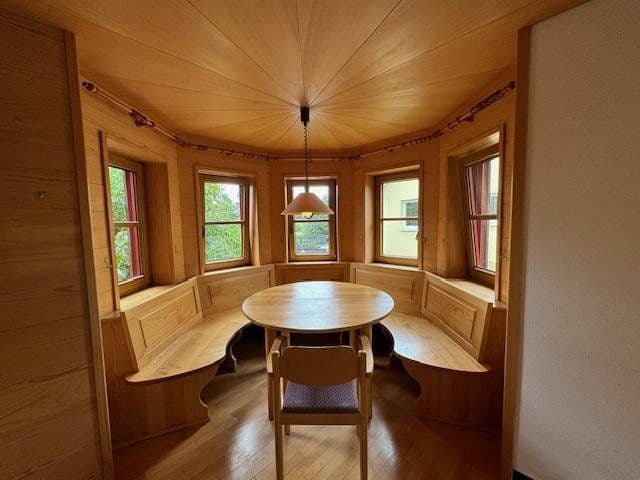 Predaj domu 262 m², pozemok 992 m², Illmensee, Bádensko-Wurttembersko Predaj domu 262 m², pozemok 992 m², Illmensee, Bádensko-Wurttembersko