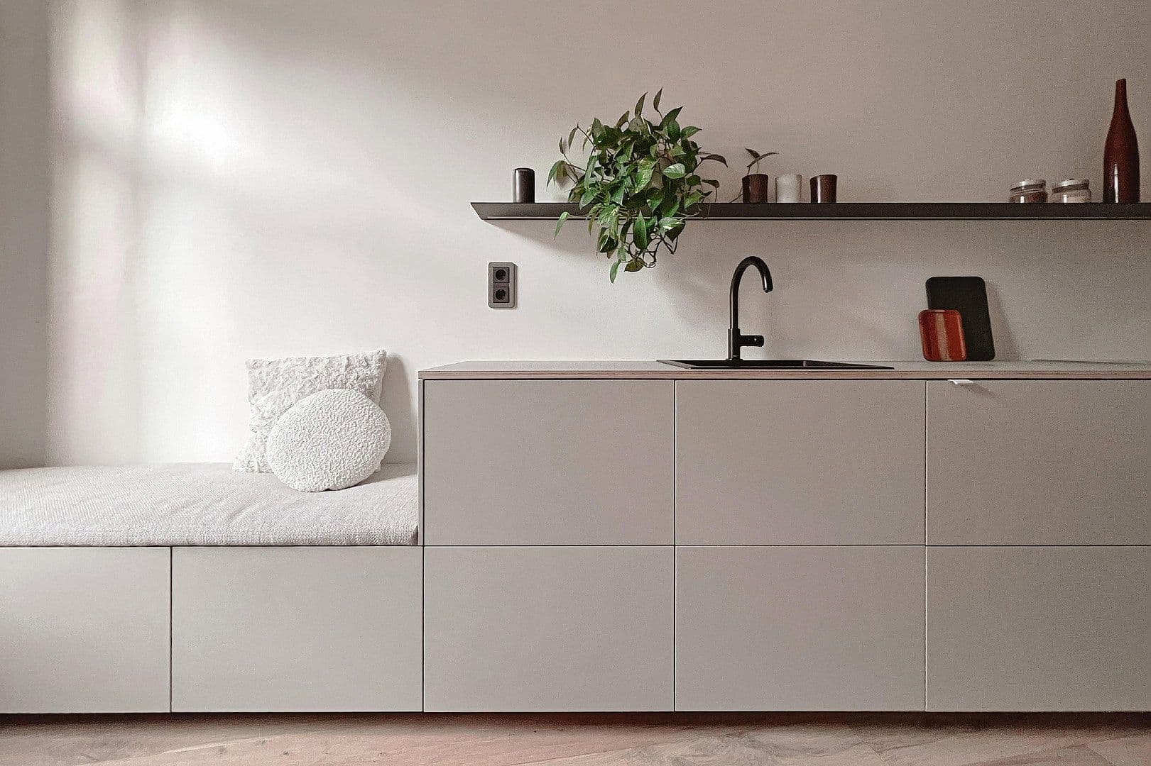 Predaj bytu 1-izbový 43 m², Berlin, Berlín Predaj bytu 1-izbový 43 m², Berlin, Berlín