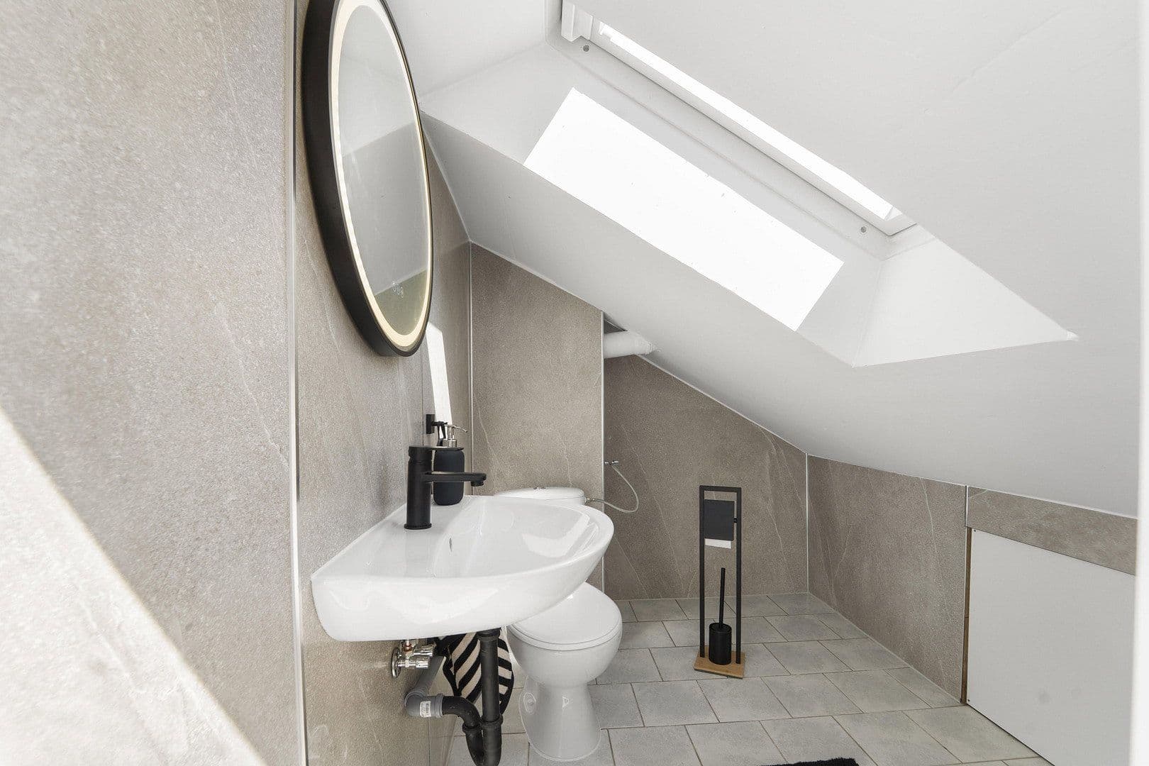 Predaj domu 127 m², pozemok 211 m², Bochum, Severné Porýnie - Westfálsko Predaj domu 127 m², pozemok 211 m², Bochum, Severné Porýnie - Westfálsko