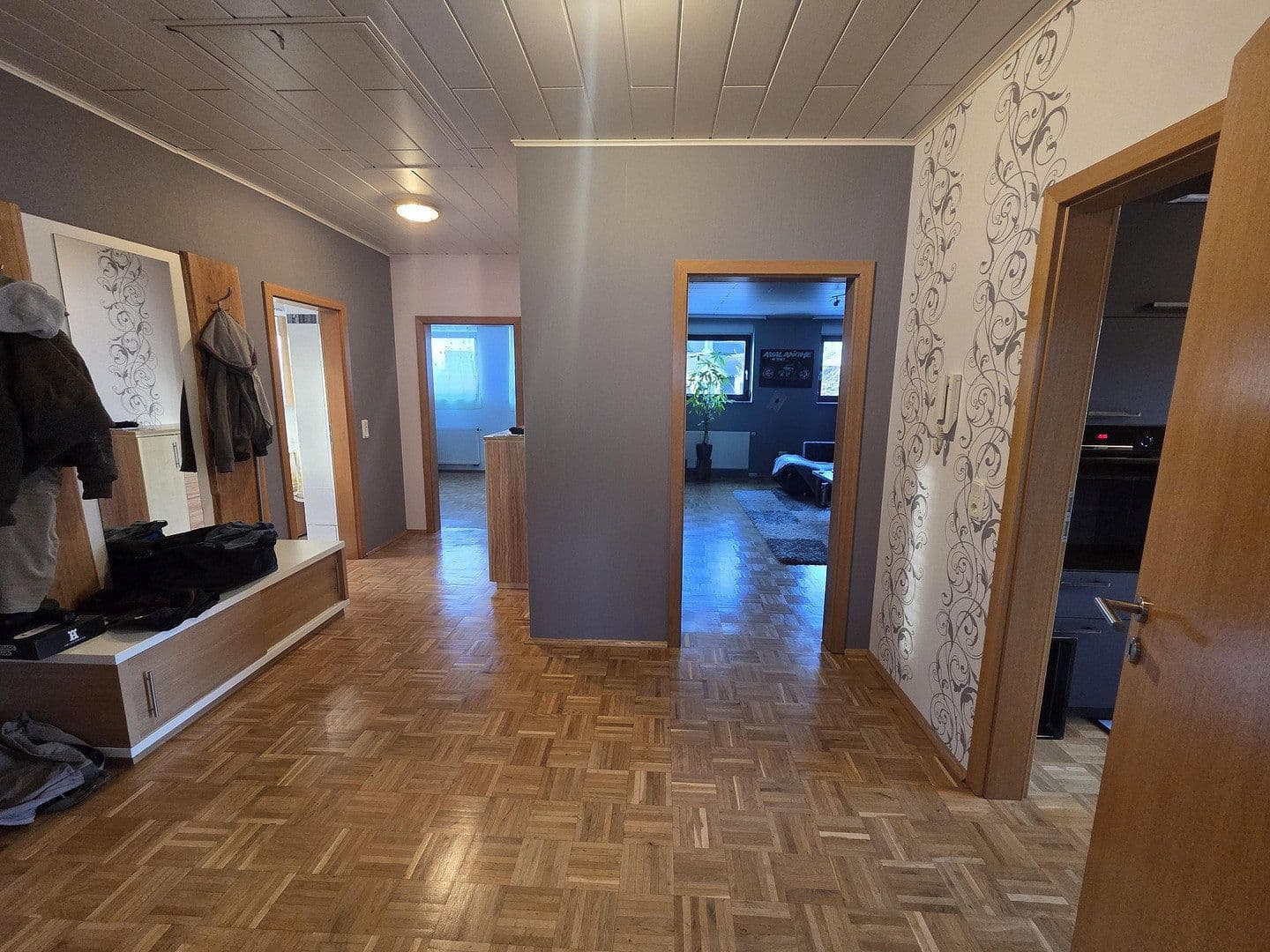 Predaj domu 275 m², pozemok 690 m², Gensingen, Porýnie-Falcko Predaj domu 275 m², pozemok 690 m², Gensingen, Porýnie-Falcko