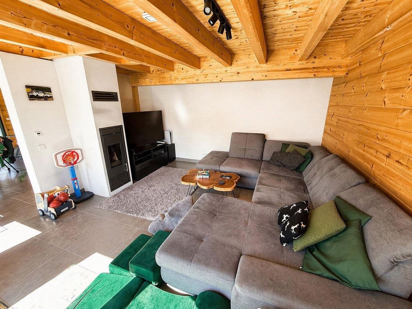 Predaj domu 167 m², pozemok 602 m², Spiegelberg, Bádensko-Wurttembersko Predaj domu 167 m², pozemok 602 m², Spiegelberg, Bádensko-Wurttembersko