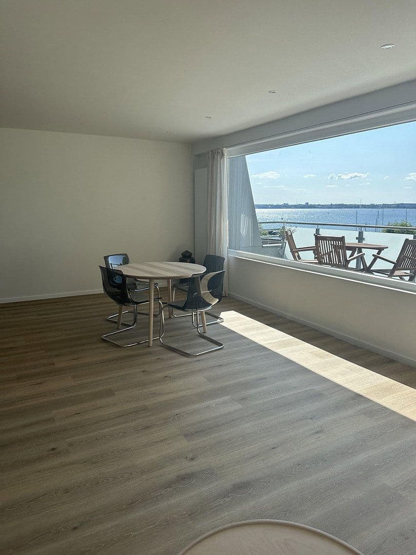Prenájom bytu 2-izbový 78 m², Bergstraße 7h, Heikendorf, Šlezvicko-Holštajnsko Prenájom bytu 2-izbový 78 m², Bergstraße 7h, Heikendorf, Šlezvicko-Holštajnsko
