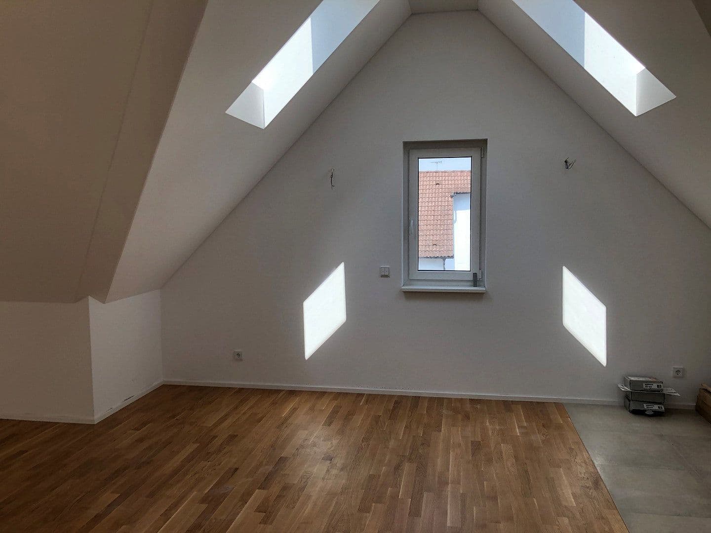 Prenájom bytu 2-izbový 69 m², Seeheim-Jugenheim, Hesensko Prenájom bytu 2-izbový 69 m², Seeheim-Jugenheim, Hesensko