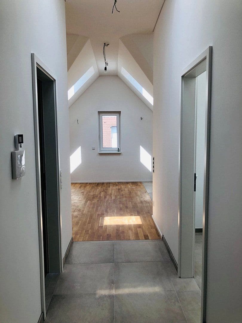 Prenájom bytu 2-izbový 69 m², Seeheim-Jugenheim, Hesensko Prenájom bytu 2-izbový 69 m², Seeheim-Jugenheim, Hesensko