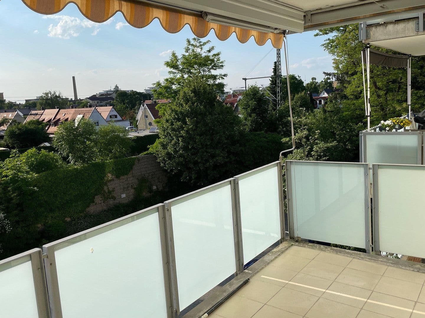 Prenájom bytu 4-izbový 98 m², Dachauer Str. 11b, Oberschleißheim, Bavorsko Prenájom bytu 4-izbový 98 m², Dachauer Str. 11b, Oberschleißheim, Bavorsko