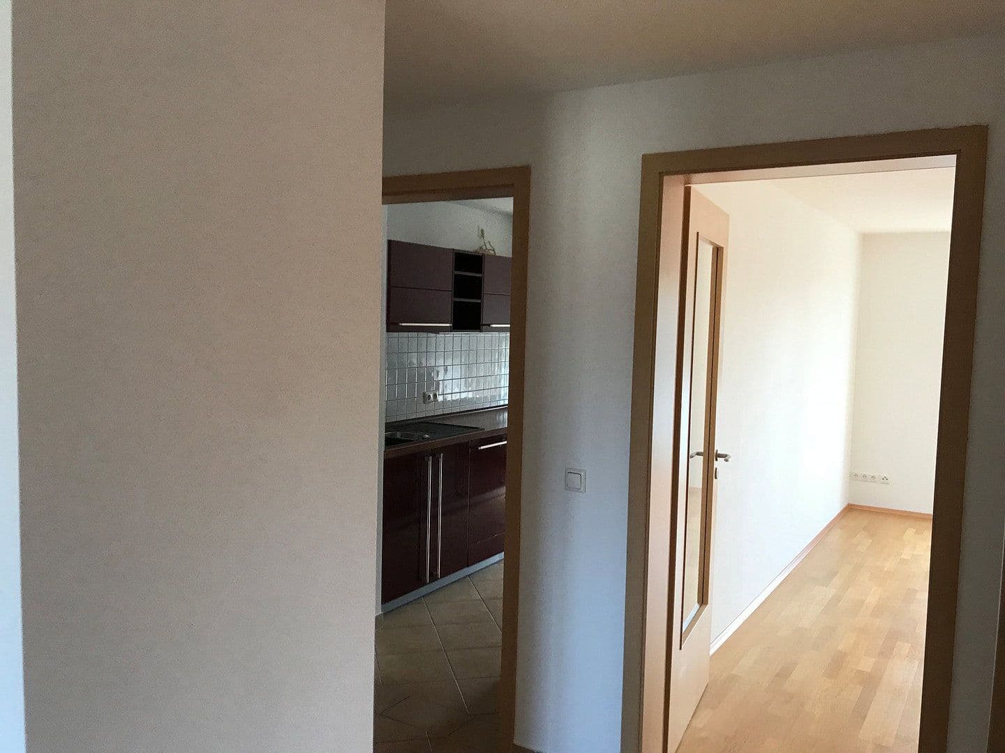 Prenájom bytu 4-izbový 98 m², Dachauer Str. 11b, Oberschleißheim, Bavorsko Prenájom bytu 4-izbový 98 m², Dachauer Str. 11b, Oberschleißheim, Bavorsko