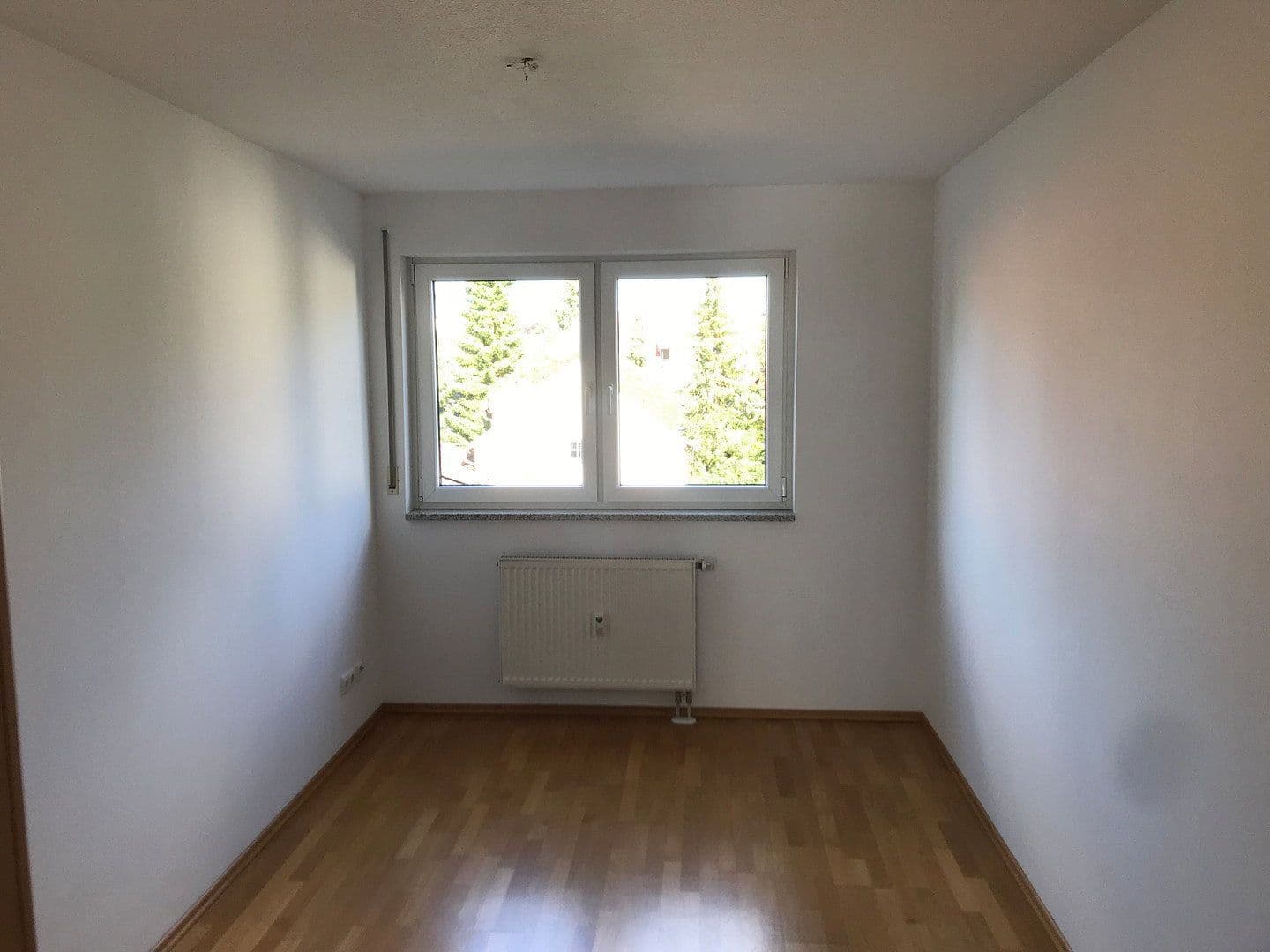 Prenájom bytu 4-izbový 98 m², Dachauer Str. 11b, Oberschleißheim, Bavorsko Prenájom bytu 4-izbový 98 m², Dachauer Str. 11b, Oberschleißheim, Bavorsko