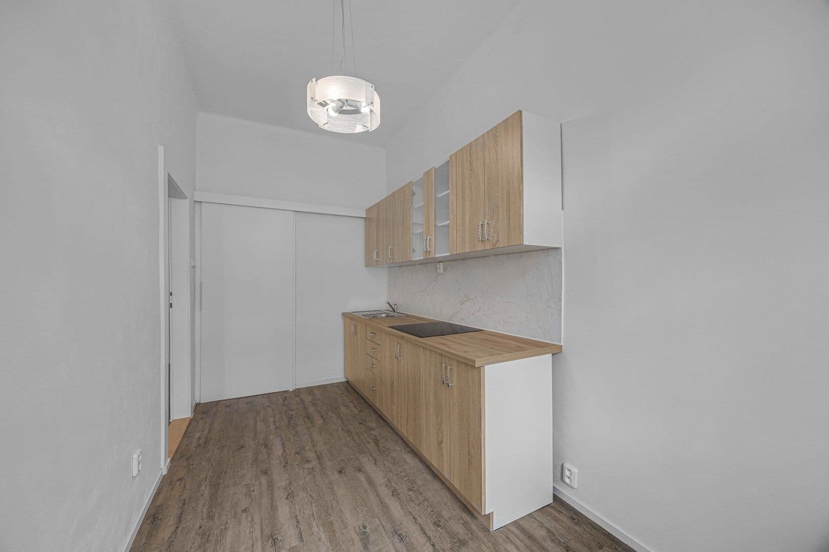 Prenájom bytu 1-izbový 40 m², 5.Května, Praha, Praha Prenájom bytu 1-izbový 40 m², 5.Května, Praha, Praha