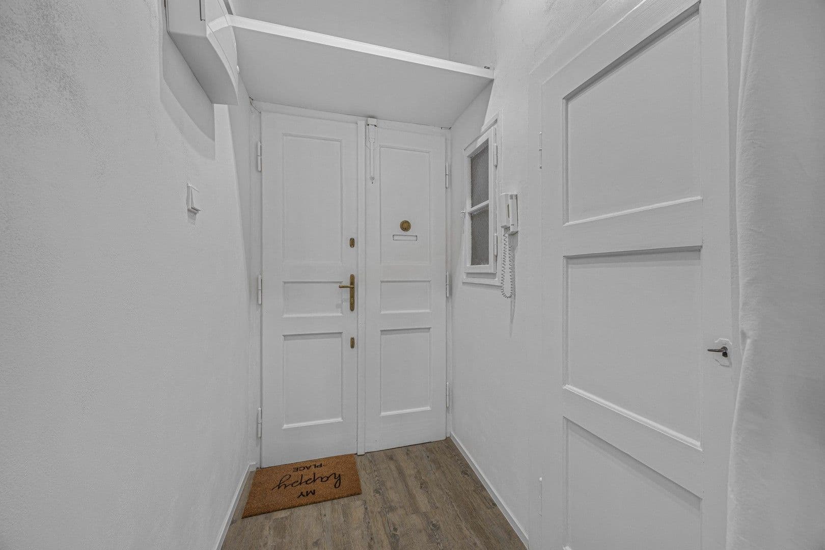 Prenájom bytu 1-izbový 40 m², 5.Května, Praha, Praha Prenájom bytu 1-izbový 40 m², 5.Května, Praha, Praha