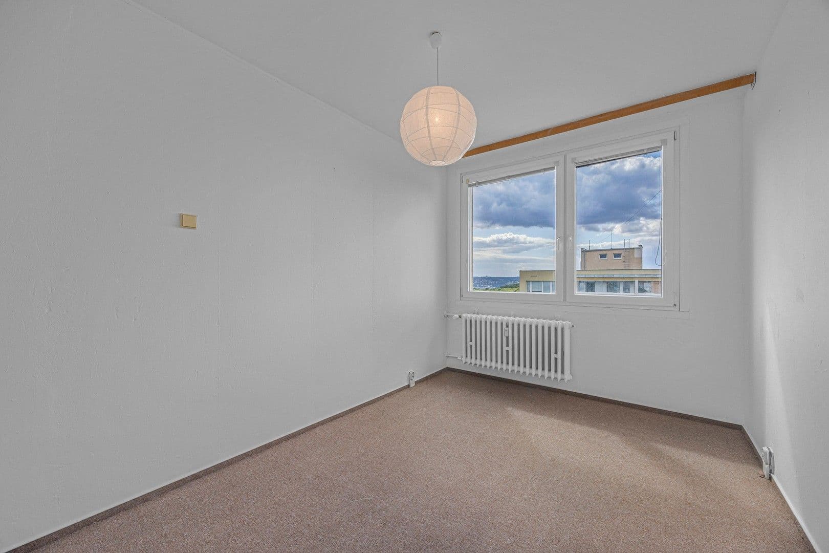 Prenájom bytu 2-izbový 40 m², Písečná, Praha, Praha Prenájom bytu 2-izbový 40 m², Písečná, Praha, Praha