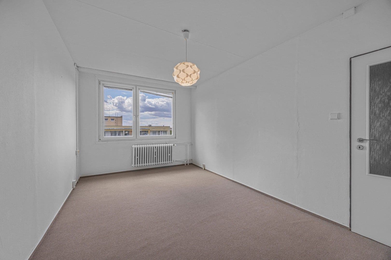 Prenájom bytu 2-izbový 40 m², Písečná, Praha, Praha Prenájom bytu 2-izbový 40 m², Písečná, Praha, Praha