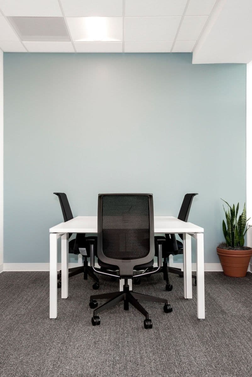 Prenájom kancelárie 15 m², Plzeňská, Praha, Praha Prenájom kancelárie 15 m², Plzeňská, Praha, Praha