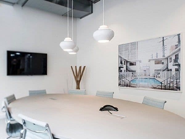 Prenájom kancelárie 25 m², Plzeňská, Praha, Praha Prenájom kancelárie 25 m², Plzeňská, Praha, Praha