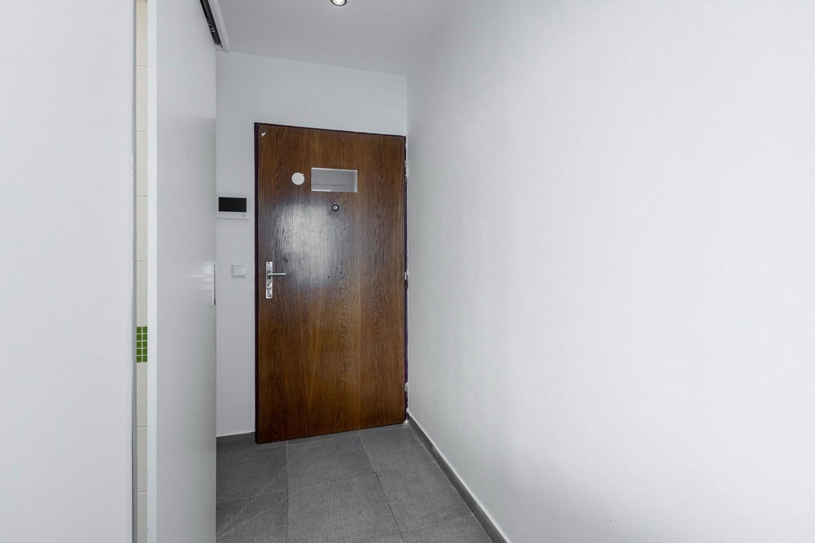 Prenájom bytu 1-izbový 29 m², Dělnická, Praha, Praha Prenájom bytu 1-izbový 29 m², Dělnická, Praha, Praha