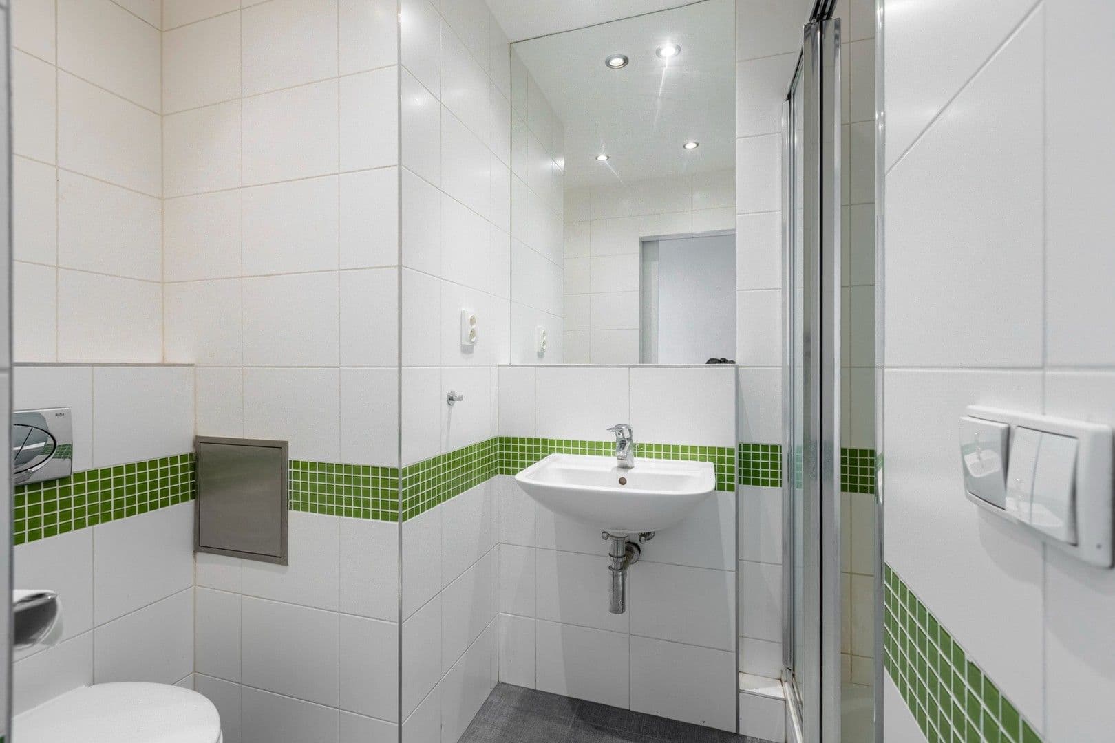 Prenájom bytu 1-izbový 29 m², Dělnická, Praha, Praha Prenájom bytu 1-izbový 29 m², Dělnická, Praha, Praha