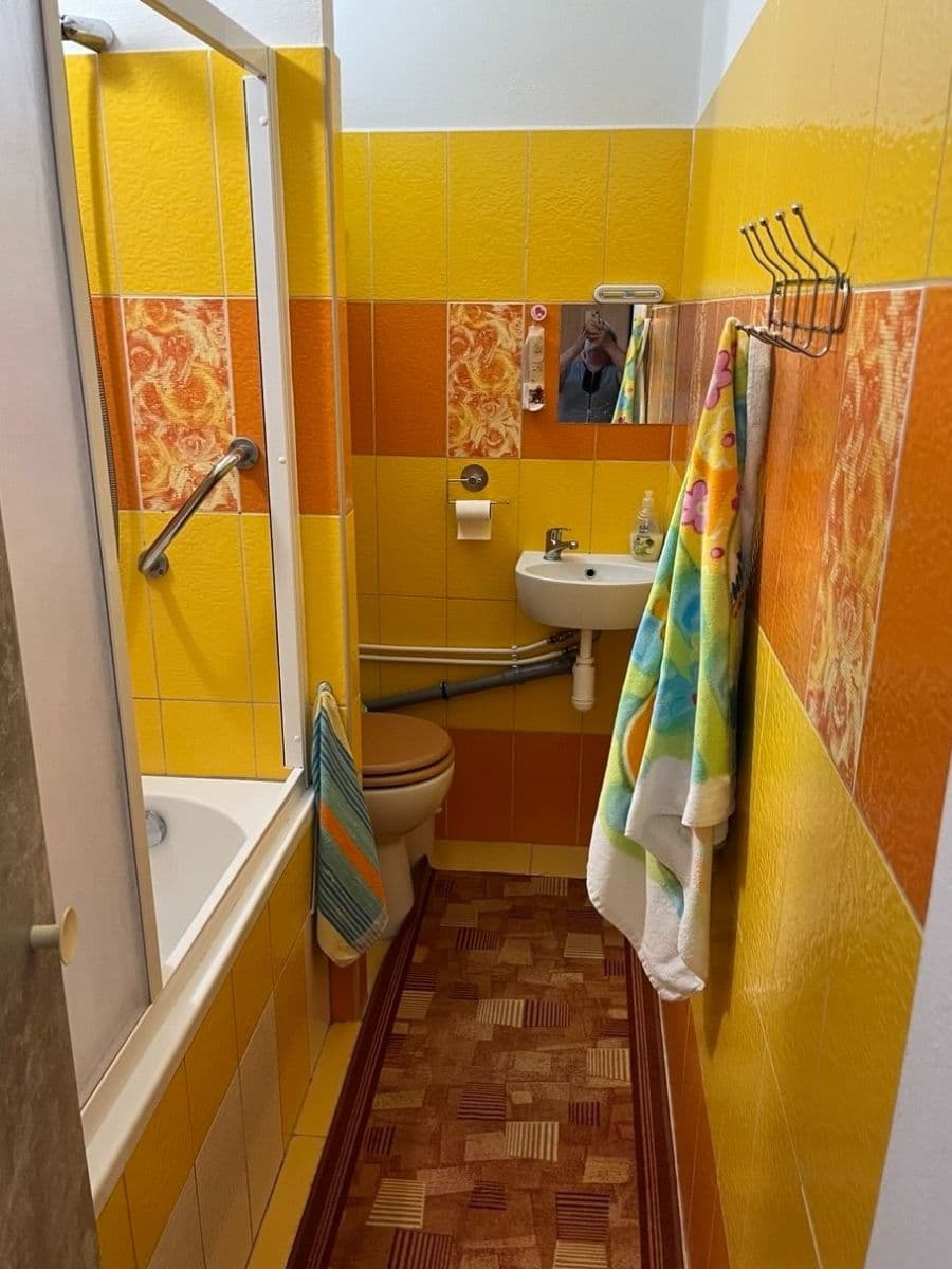 Prenájom bytu 1-izbový 35 m², Tachovská, Plzeň, Plzeňský kraj Prenájom bytu 1-izbový 35 m², Tachovská, Plzeň, Plzeňský kraj