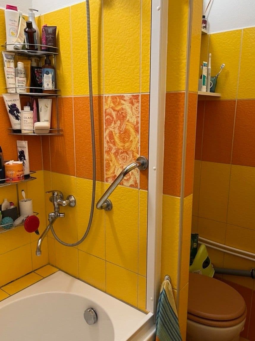 Prenájom bytu 1-izbový 35 m², Tachovská, Plzeň, Plzeňský kraj Prenájom bytu 1-izbový 35 m², Tachovská, Plzeň, Plzeňský kraj
