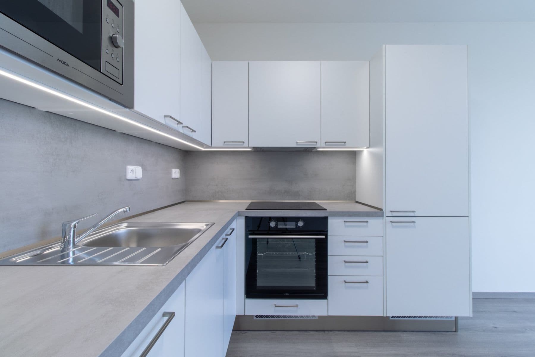 Prenájom bytu 2-izbový 45 m², Pod Harfou, Praha, Praha Prenájom bytu 2-izbový 45 m², Pod Harfou, Praha, Praha