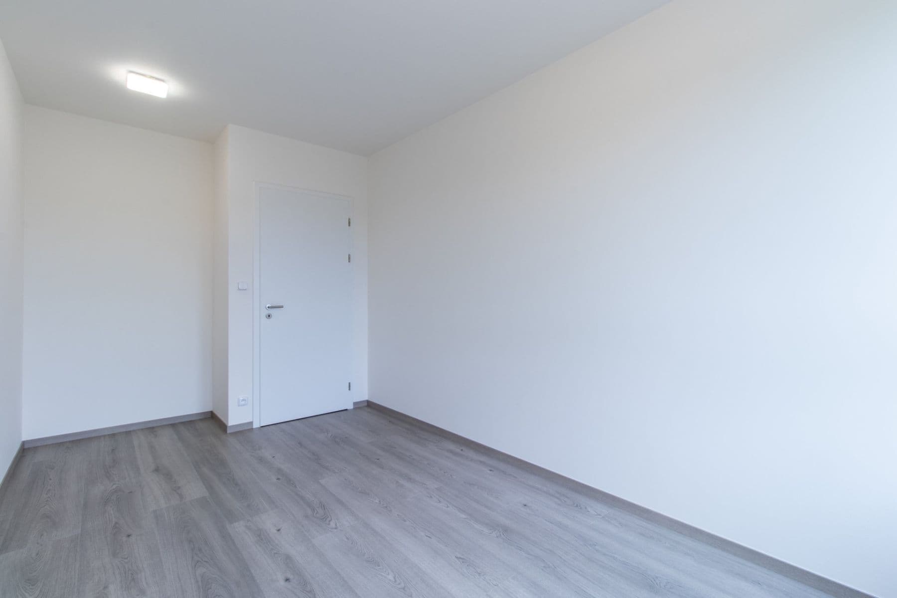 Prenájom bytu 2-izbový 45 m², Pod Harfou, Praha, Praha Prenájom bytu 2-izbový 45 m², Pod Harfou, Praha, Praha