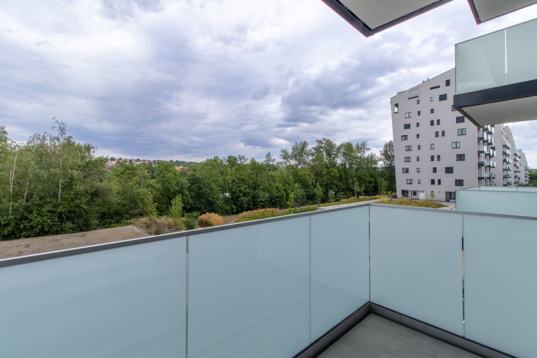 Prenájom bytu 2-izbový 45 m², Pod Harfou, Praha, Praha Prenájom bytu 2-izbový 45 m², Pod Harfou, Praha, Praha