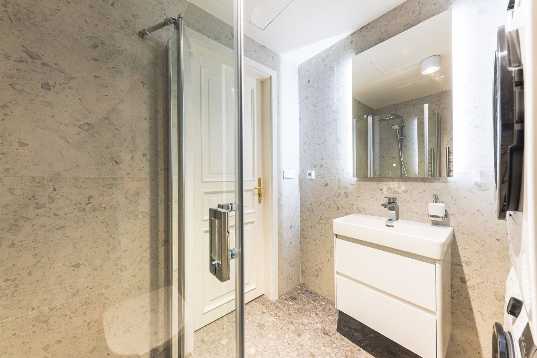 Prenájom bytu 1-izbový 29 m², Sázavská, Praha, Praha Prenájom bytu 1-izbový 29 m², Sázavská, Praha, Praha