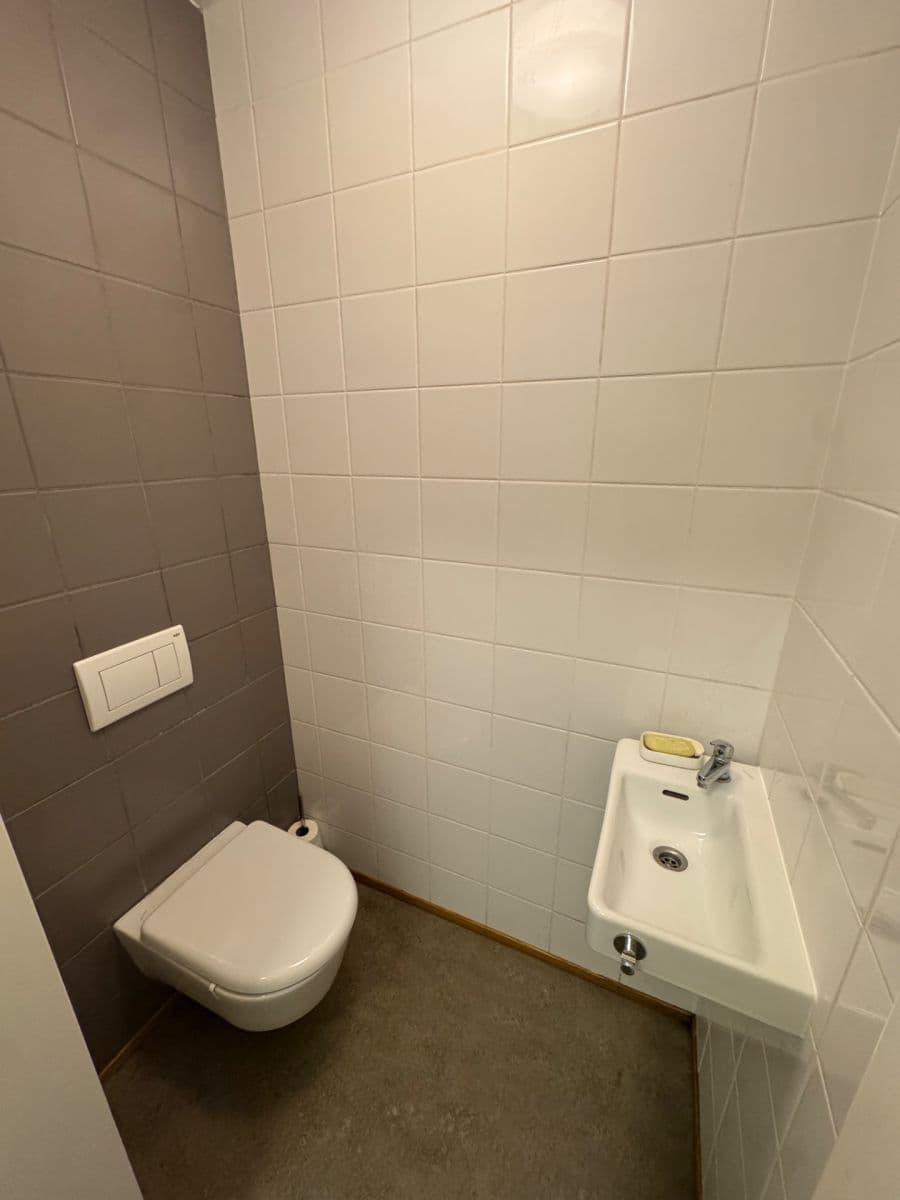 Prenájom bytu 2-izbový 50 m², Blatného, Brno, Jihomoravský kraj Prenájom bytu 2-izbový 50 m², Blatného, Brno, Jihomoravský kraj