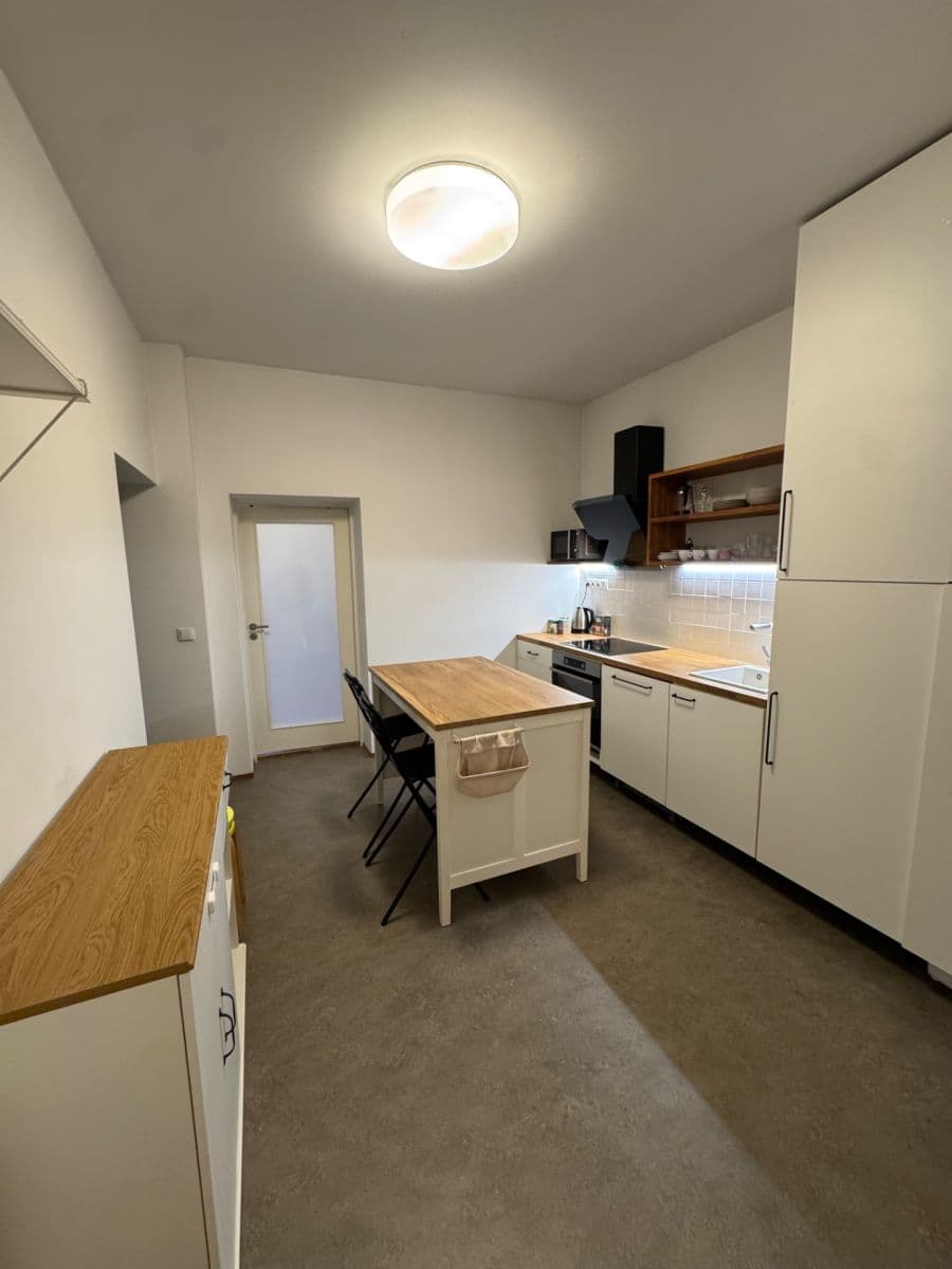 Prenájom bytu 2-izbový 50 m², Blatného, Brno, Jihomoravský kraj Prenájom bytu 2-izbový 50 m², Blatného, Brno, Jihomoravský kraj