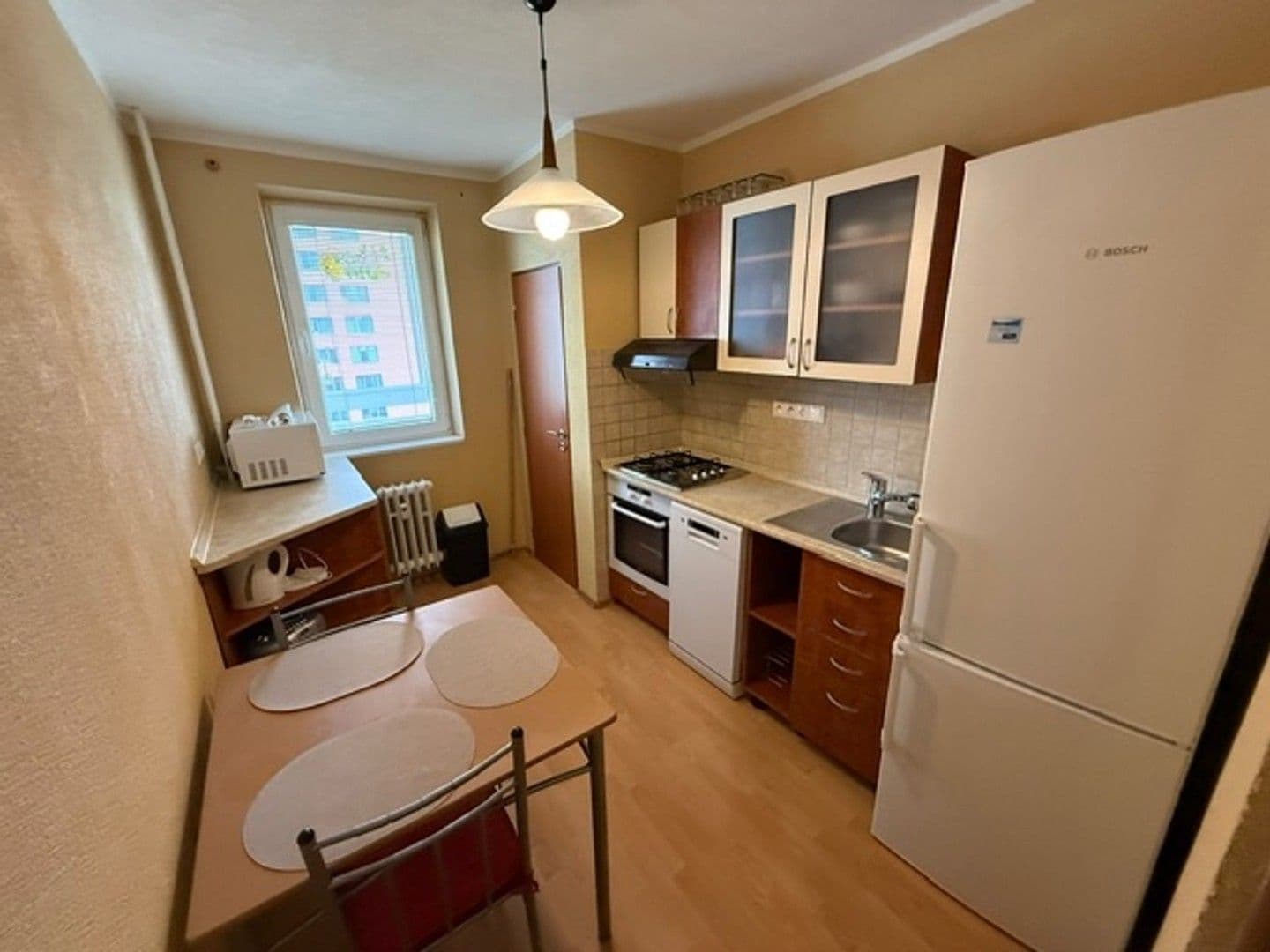 Prenájom bytu 3-izbový 64 m², Račianska, Nové Mesto, Bratislavský kraj Prenájom bytu 3-izbový 64 m², Račianska, Nové Mesto, Bratislavský kraj
