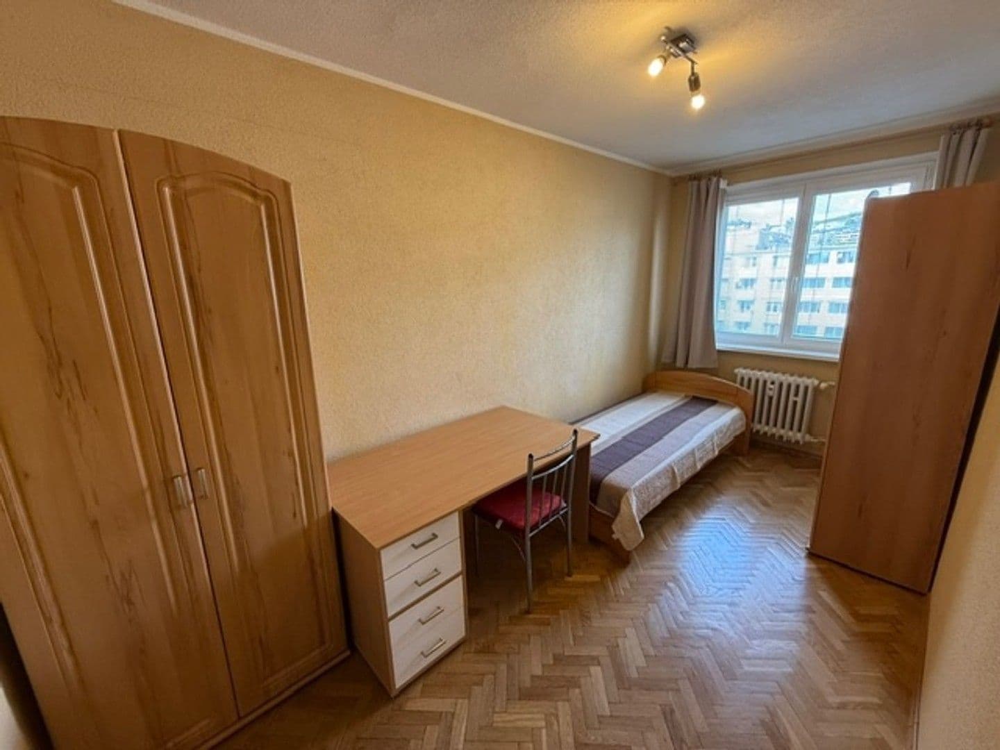 Prenájom bytu 3-izbový 64 m², Račianska, Nové Mesto, Bratislavský kraj Prenájom bytu 3-izbový 64 m², Račianska, Nové Mesto, Bratislavský kraj